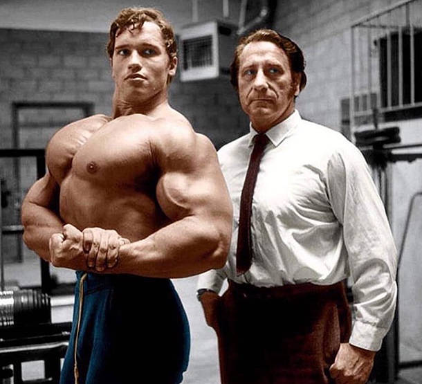 Sucht bodybuilderin Arnold Schwarzenegger